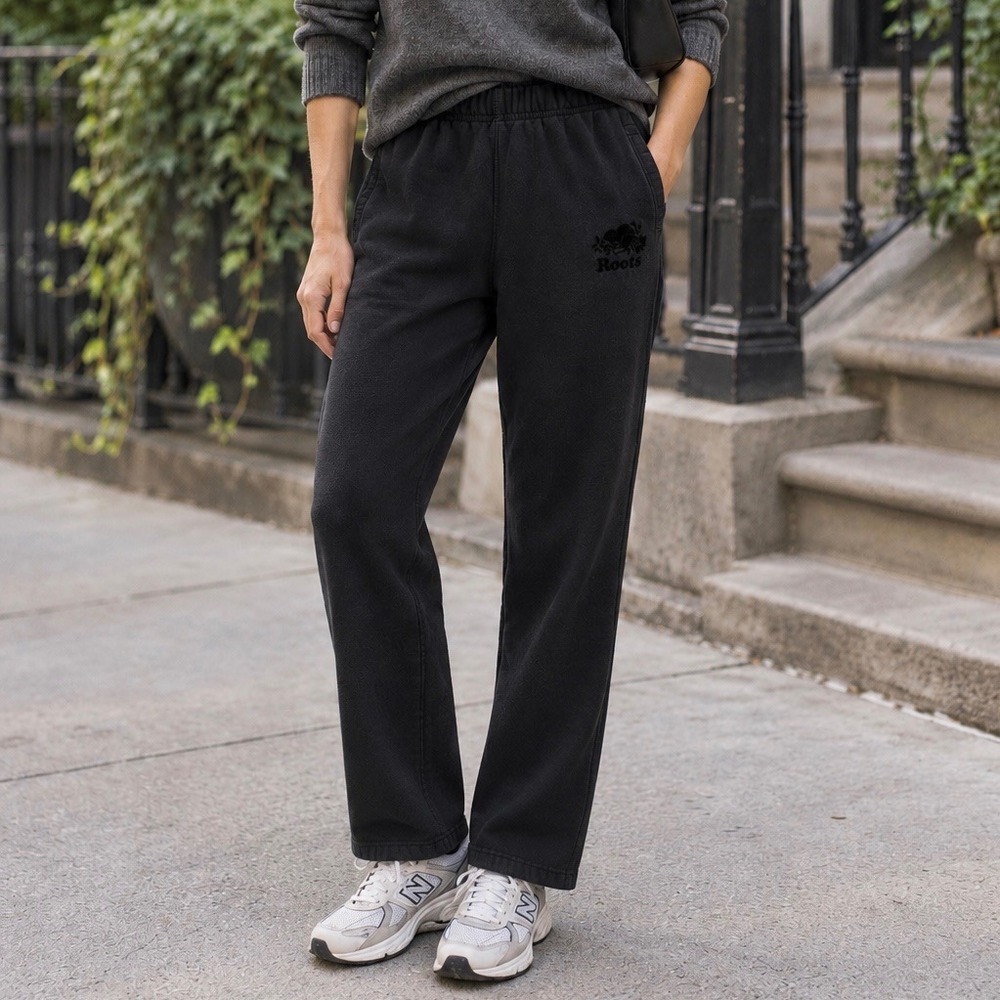Roots Organic Original Terry Straight Leg Ankle Sweatpants in Black - Size XS